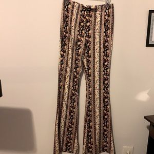 Soft and stretchy flared and floral legging pants!